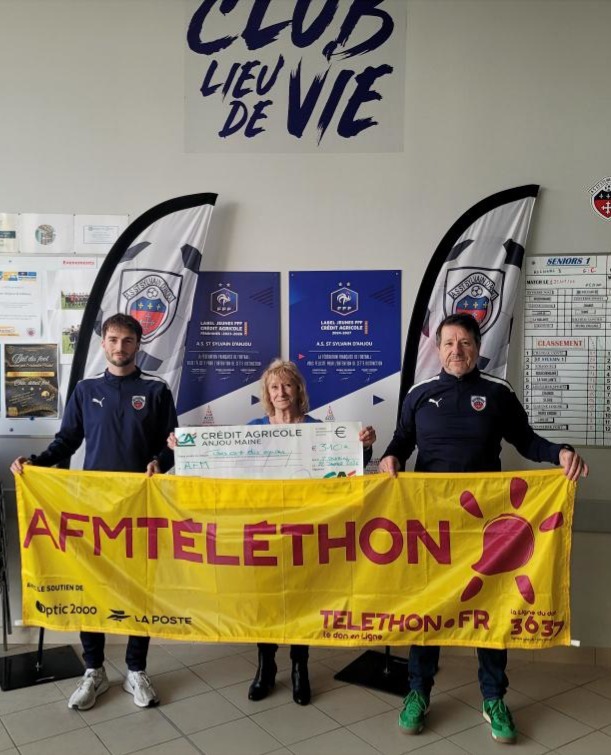 Remise du don à l'AFM TELETHON au Campus !