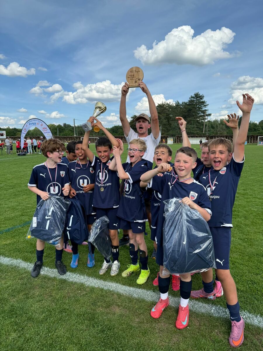 Nos U11 vainqueurs à Mûrs Érigne 💪