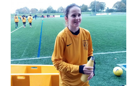 FOOT FEMININ : Bravo Capucine !